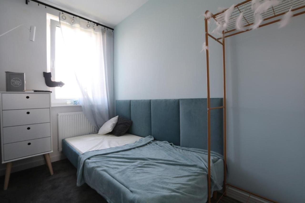 Romaszewskiego Zoliborz Single Room Pokoj Metro Varşova Dış mekan fotoğraf